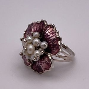 Sterling Silver Pearl Flower Ring